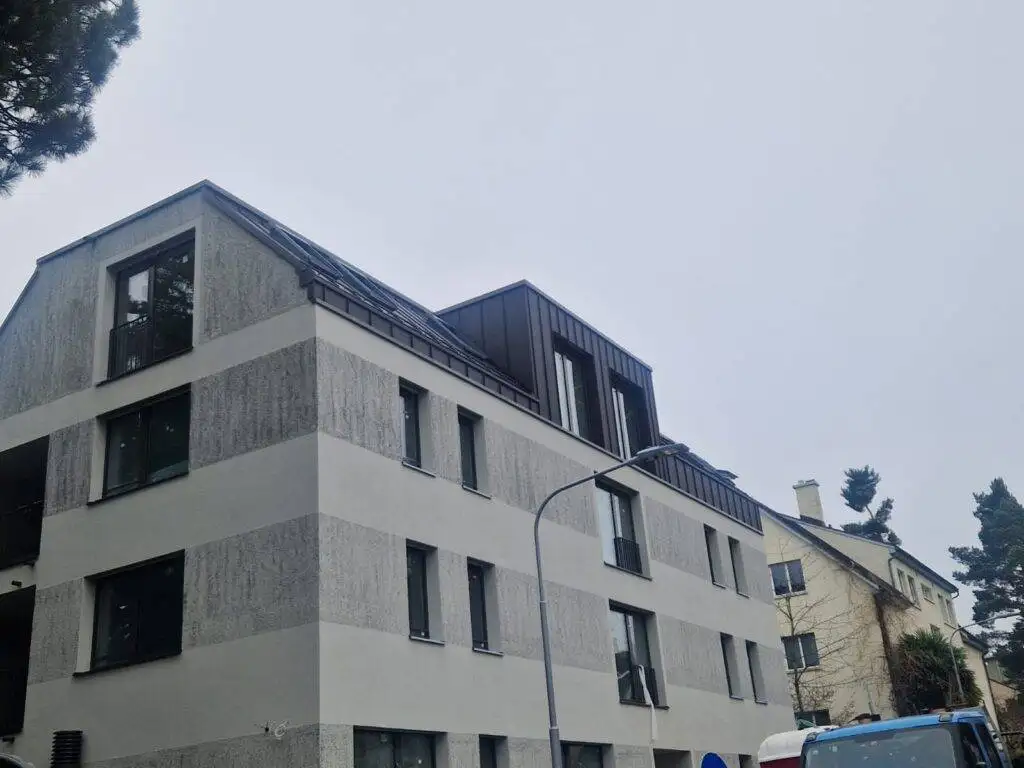 Mehrfamilienhaus Frohalpstrasse 53 in Zürich – Bedachungsarbeiten